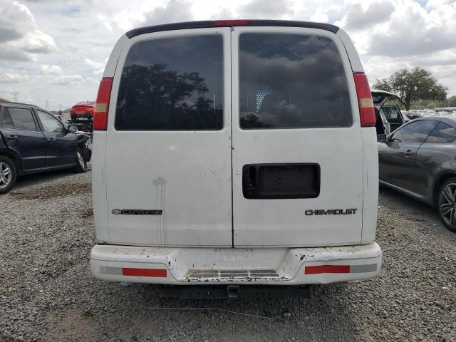 1GCFG15X561154191 - 2006 CHEVROLET EXPRESS G1 WHITE photo 6