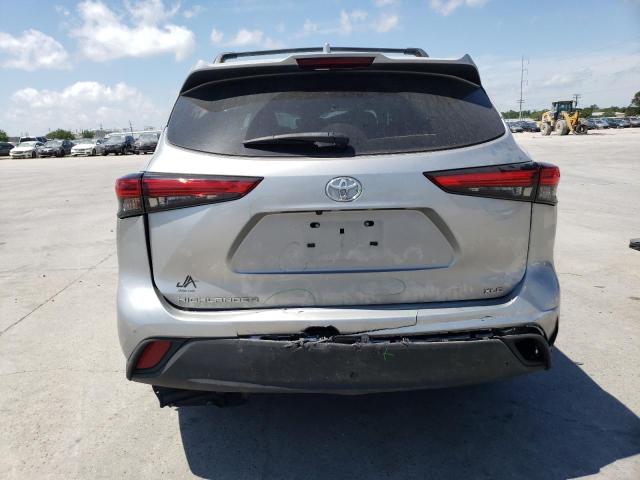 5TDGZRAH5NS124086 - 2022 TOYOTA HIGHLANDER XLE SILVER photo 6