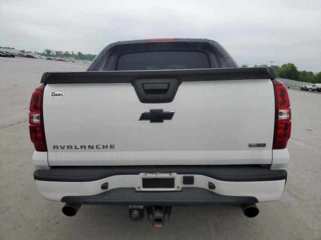 3GNMCEE05BG301528 - 2011 CHEVROLET AVALANCHE LS WHITE photo 6