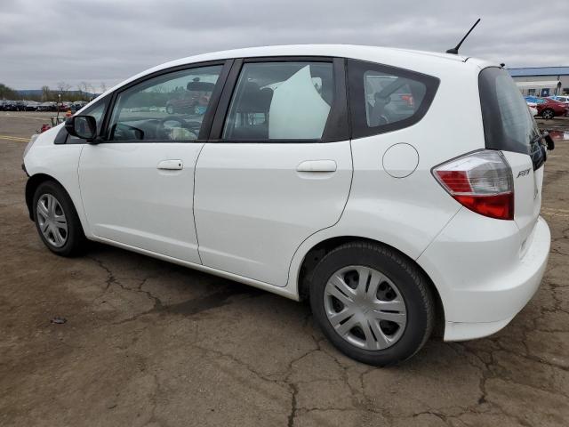 JHMGE8H36BS007022 - 2011 HONDA FIT WHITE photo 2