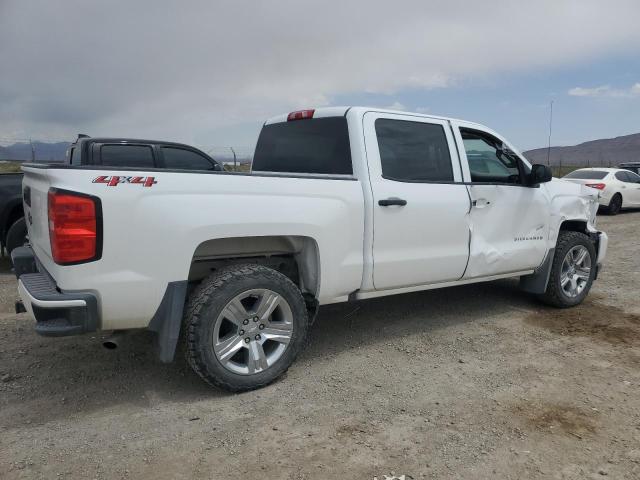 3GCUKPEC7JG267169 - 2018 CHEVROLET SILVERADO K1500 CUSTOM WHITE photo 3