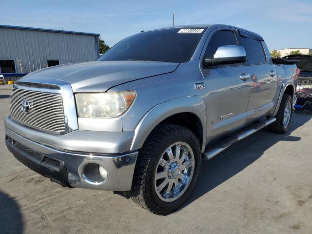 5TFDW5F19CX258008 - 2012 TOYOTA TUNDRA CREWMAX SR5 SILVER photo 1