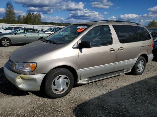 4T3ZF13C3YU317845 - 2000 TOYOTA SIENNA LE GOLD photo 1