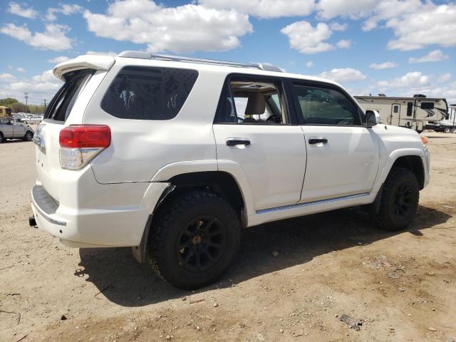 JTEBU5JR8D5134766 - 2013 TOYOTA 4RUNNER SR5 WHITE photo 3