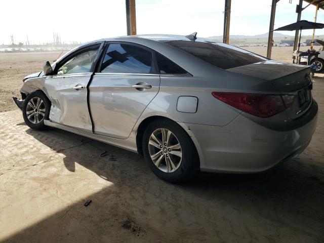 5NPEB4AC4BH057856 - 2011 HYUNDAI SONATA GLS SILVER photo 2