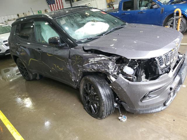 3C4NJDBN9RT127025 - 2024 JEEP COMPASS LATITUDE 灰色 照片 4