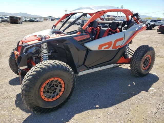 3JBVVAV24MK000477 - 2021 CAN-AM MAVERICK X RC TURBO RR TWO TONE photo 2