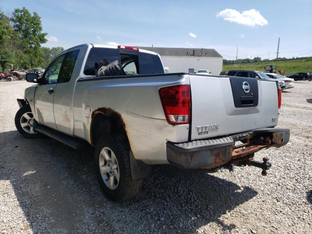 1N6AA06B54N516886 - 2004 NISSAN TITAN XE SILVER photo 3