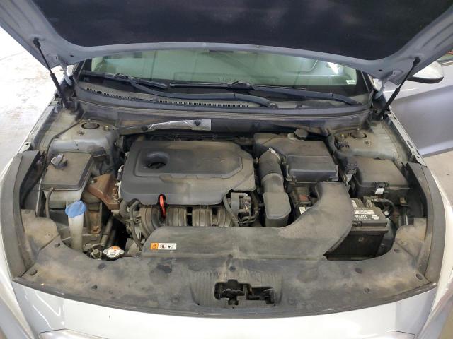 5NPE24AF5FH136954 - 2015 HYUNDAI SONATA SE SILVER photo 11