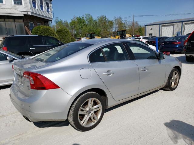 YV1612TK0F1349365 - 2015 VOLVO S60 PREMIER SILVER photo 3