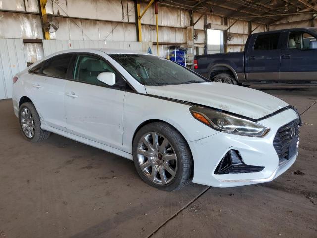 5NPE24AF9KH748116 - 2019 HYUNDAI SONATA SE WHITE photo 4