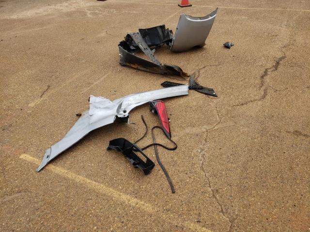 5TDGZRAHXLS000330 - 2020 TOYOTA HIGHLANDER XLE SILVER photo 13