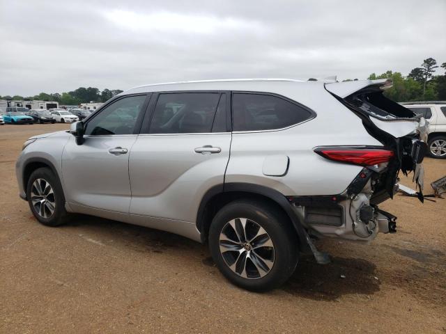 5TDGZRAHXLS000330 - 2020 TOYOTA HIGHLANDER XLE SILVER photo 2