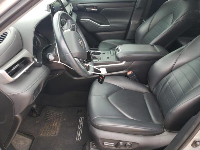 5TDGZRAHXLS000330 - 2020 TOYOTA HIGHLANDER XLE SILVER photo 7