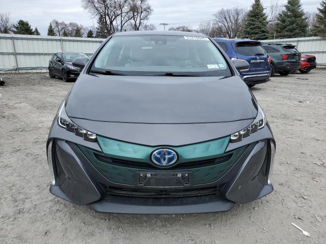 JTDKARFP1J3081590 - 2018 TOYOTA PRIUS PRIM 灰色 照片 5