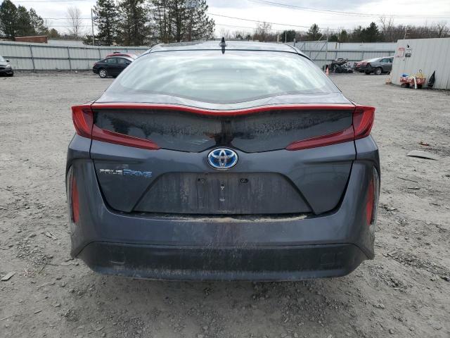 JTDKARFP1J3081590 - 2018 TOYOTA PRIUS PRIM 灰色 照片 6