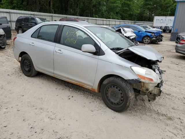 JTDBT923471085344 - 2007 TOYOTA YARIS SILVER photo 4