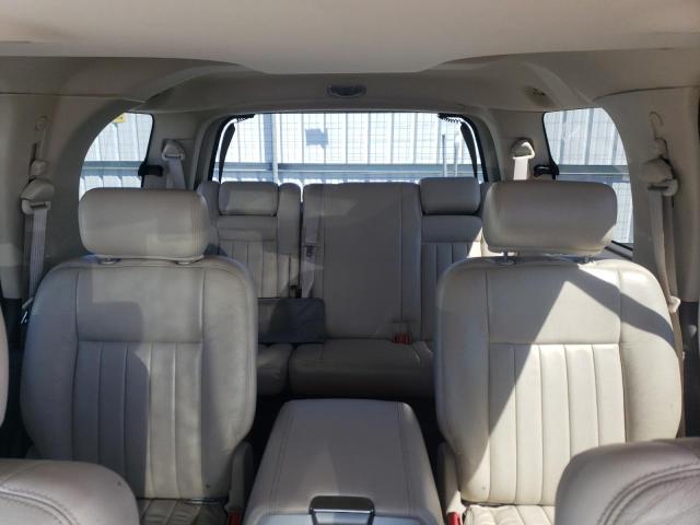 5LMFU28R14LJ13756 - 2004 LINCOLN NAVIGATOR ყავისფერი ფოტო 10