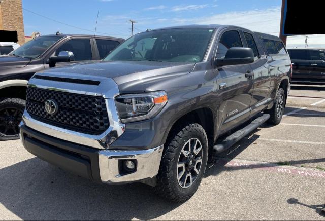 5TFUY5F11KX789132 - 2019 TOYOTA TUNDRA DOUBLE CAB SR/SR5 GRAY photo 2