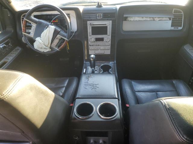 5LMFU28588LJ03972 - 2008 LINCOLN NAVIGATOR BLACK photo 8