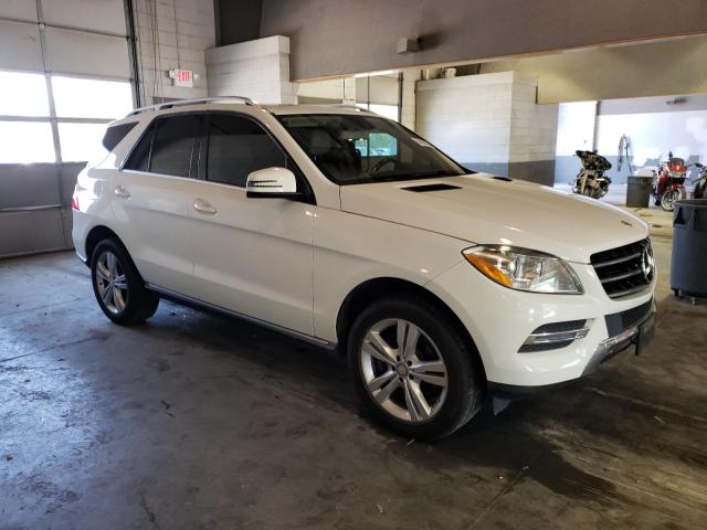 4JGDA5HB7FA541398 - 2015 MERCEDES-BENZ ML 350 4MATIC WHITE photo 4