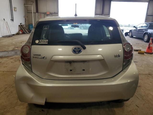 JTDKDTB34D1538965 - 2013 TOYOTA PRIUS C SILVER photo 6