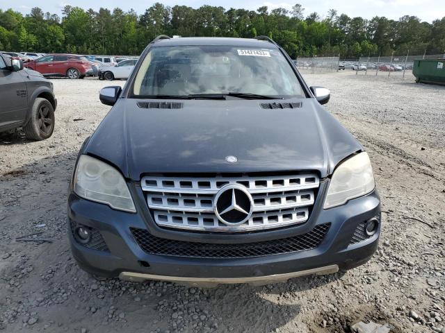 4JGBB8GB2AA618792 - 2010 MERCEDES-BENZ ML 350 4MATIC CHARCOAL photo 5