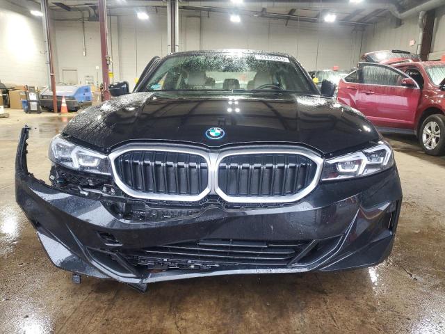 3MW39FS08P8C88897 - 2023 BMW 330XE BLACK photo 5