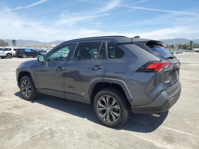 4T3B6RFV1NU098893 - 2022 TOYOTA RAV4 XLE PREMIUM GRAY photo 2