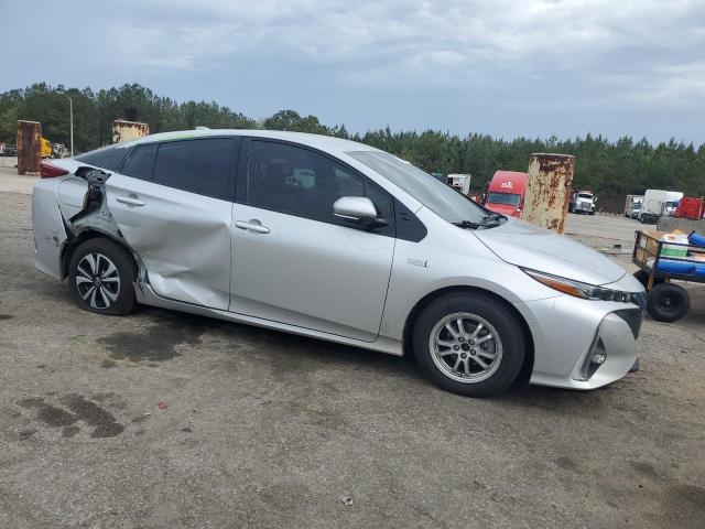 JTDKARFP4J3097279 - 2018 TOYOTA PRIUS PRIM 银色 照片 4