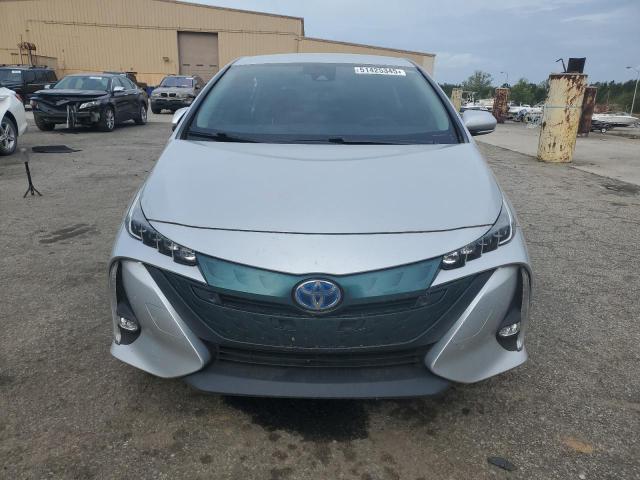 JTDKARFP4J3097279 - 2018 TOYOTA PRIUS PRIM 银色 照片 5