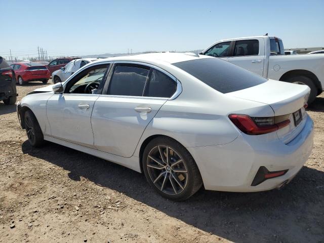 3MW5R1J0XL8B06656 - 2020 BMW 330I WHITE photo 2