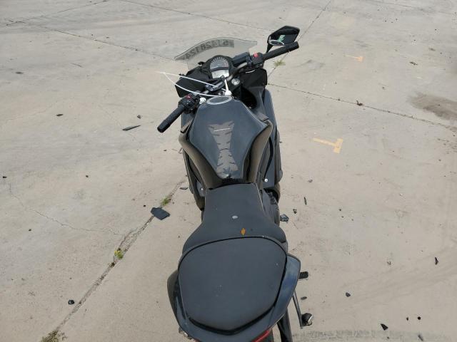 JKAEXEE19FDA18219 - 2015 KAWASAKI EX650 E BLACK photo 6