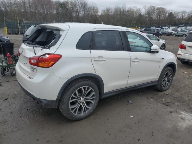 JA4AR3AWXGZ057434 - 2016 MITSUBISHI OUTLANDER ES WHITE photo 3