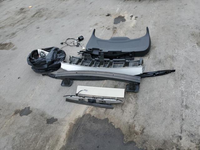 1FMCU0GX9EUC34783 - 2014 FORD ESCAPE SE SILVER photo 12