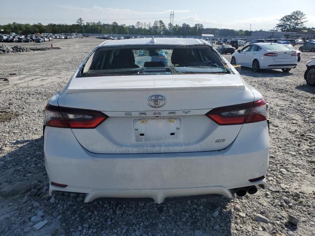 4T1G11AK0PU784924 - 2023 TOYOTA CAMRY SE NIGHT SHADE WHITE photo 6