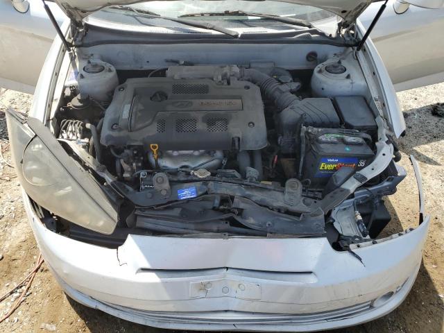 KMHHM66D58U293575 - 2008 HYUNDAI TIBURON GS SILVER photo 11