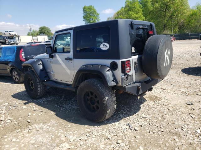 1J4FA54157L187357 - 2007 JEEP WRANGLER SAHARA SILVER photo 2