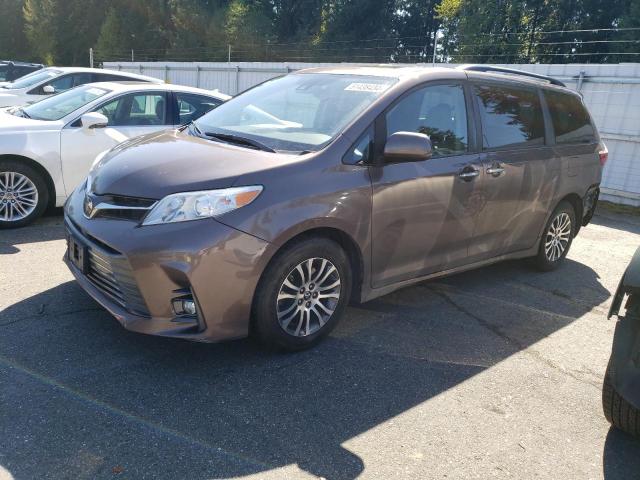 5TDYZ3DC2KS019745 - 2019 TOYOTA SIENNA XLE BROWN photo 1