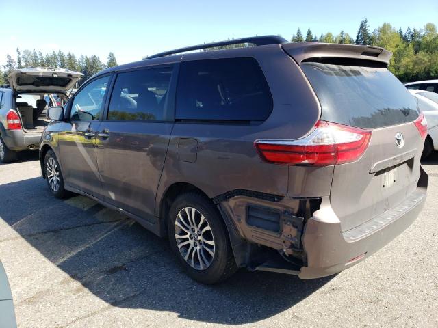 5TDYZ3DC2KS019745 - 2019 TOYOTA SIENNA XLE BROWN photo 2