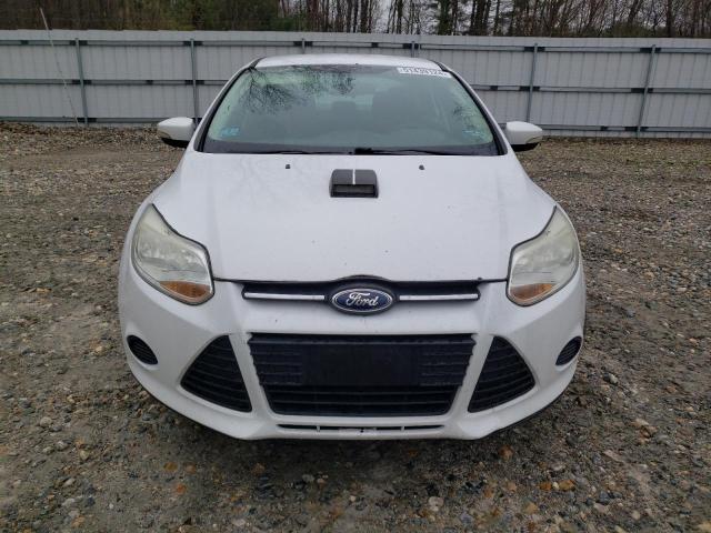 1FADP3F23EL232028 - 2014 FORD FOCUS SE WHITE photo 5