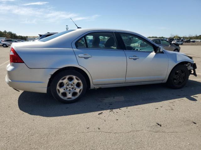 3FAHP0HAXAR235623 - 2010 FORD FUSION SE SILVER photo 3