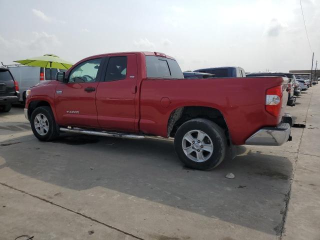 5TFUY5F17HX613646 - 2017 TOYOTA TUNDRA DOUBLE CAB SR/SR5 RED photo 2