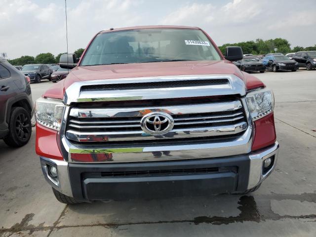 5TFUY5F17HX613646 - 2017 TOYOTA TUNDRA DOUBLE CAB SR/SR5 RED photo 5