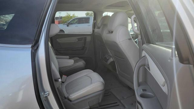 1GNKRLKD7DJ139629 - 2013 CHEVROLET TRAVERSE LTZ SILVER photo 6