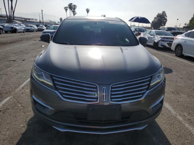 5LMCJ2C97HUL02396 - 2017 LINCOLN MKC SELECT Մոխրագույն լուսանկար 5