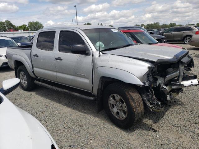 5TEJU4GN7AZ686296 - 2010 TOYOTA TACOMA DOUBLE CAB PRERUNNER SILVER photo 4