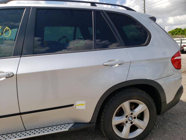 5UXFF03529LJ97232 - 2009 BMW X5 XDRIVE35D SILVER photo 13