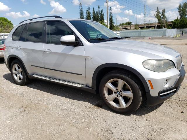 5UXFF03529LJ97232 - 2009 BMW X5 XDRIVE35D SILVER photo 4