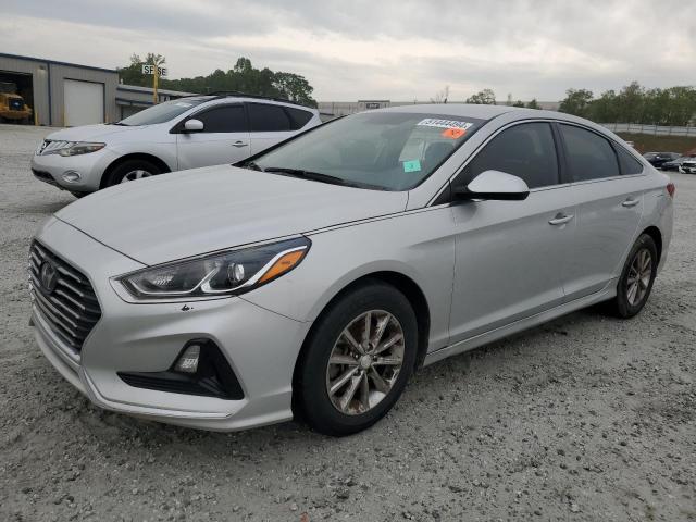 5NPE24AF6KH755914 - 2019 HYUNDAI SONATA SE SILVER photo 1